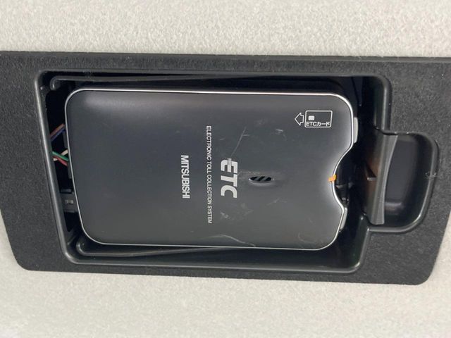 MAZDA PREMACY 2010 Image 31