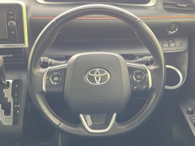 TOYOTA SIENTA 2018 Image 31