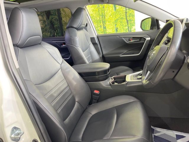 TOYOTA RAV4 HYBRID 4WD 2019 Image 31