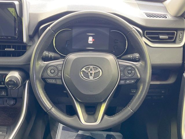 TOYOTA RAV4 HYBRID 4WD 2019 Image 31