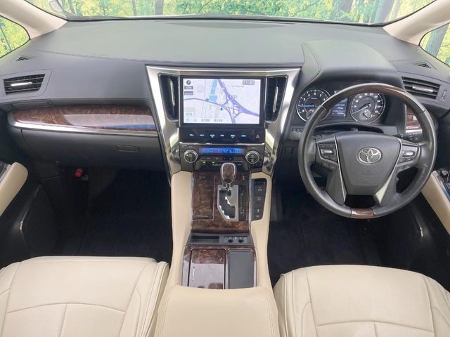 TOYOTA ALPHARD 2019 Image 31