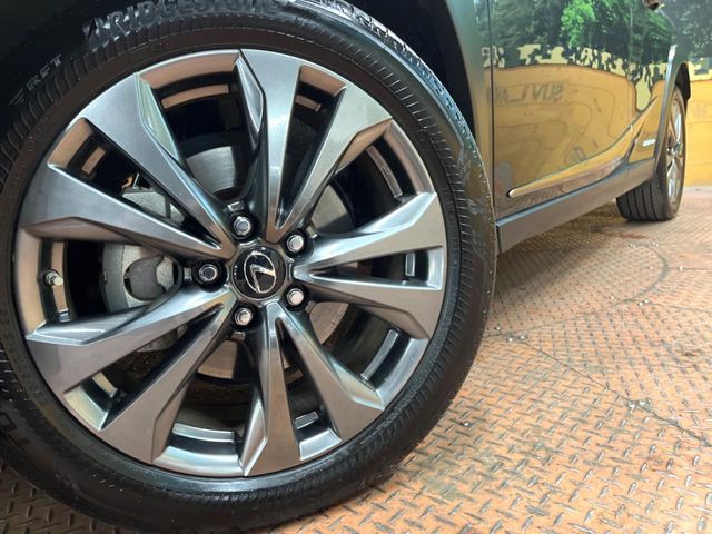 TOYOTA LEXUS UX250H 2021 Image 31