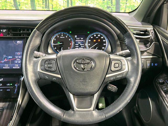 TOYOTA HARRIER 2WD 2018 Image 31