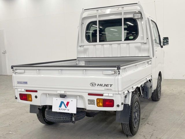 DAIHATSU HIJET TRUCK 4WD 2015 Image 31
