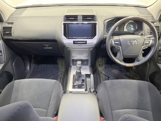 TOYOTA LANDCRUISER PRADO 2022 Image 31