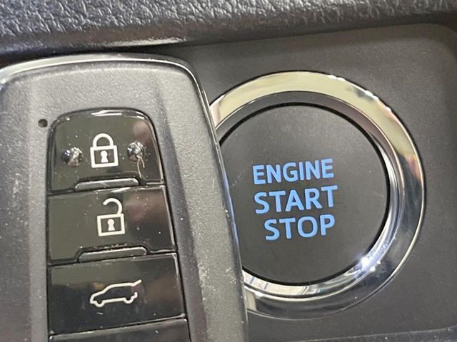 TOYOTA LANDCRUISER PRADO 2022 Image 31