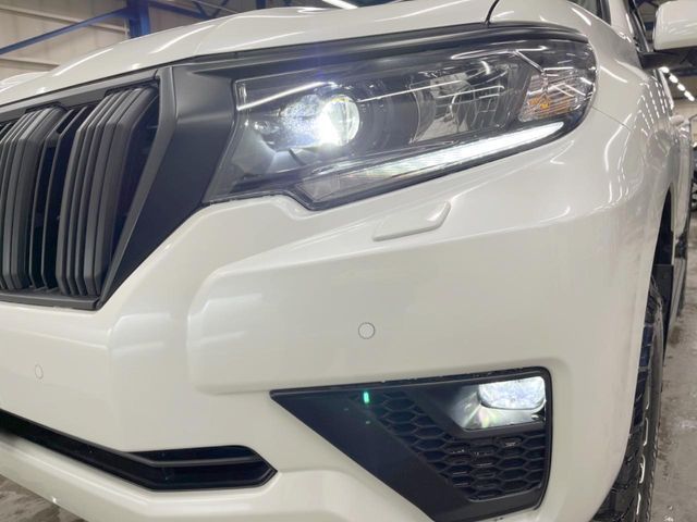 TOYOTA LANDCRUISER PRADO 2022 Image 31