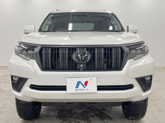 TOYOTA LANDCRUISER PRADO 2022 Image 31