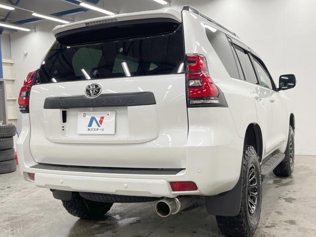 TOYOTA LANDCRUISER PRADO 2022 Image 31