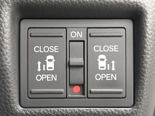 HONDA N BOX CUSTOM 4WD 2019 Image 31