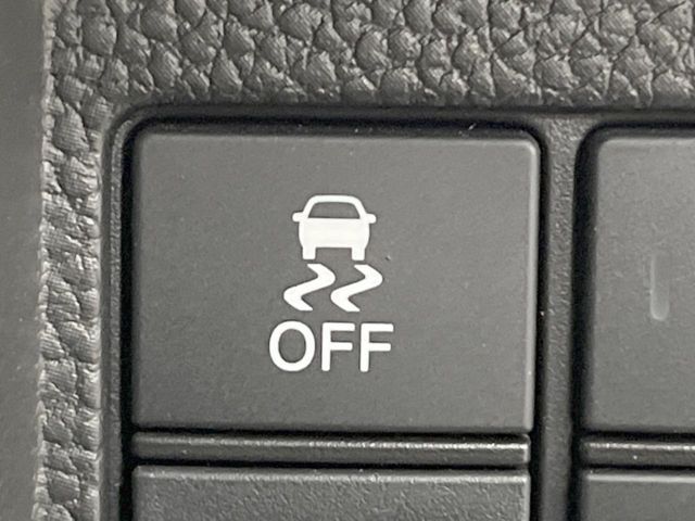 HONDA N BOX CUSTOM 4WD 2019 Image 31