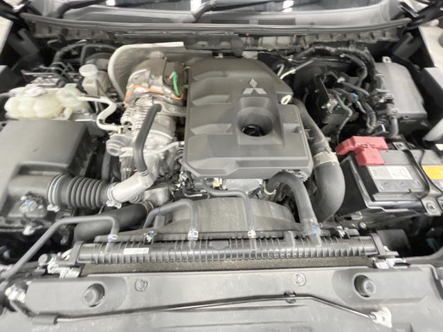 MITSUBISHI TRITON 2024 Image 31