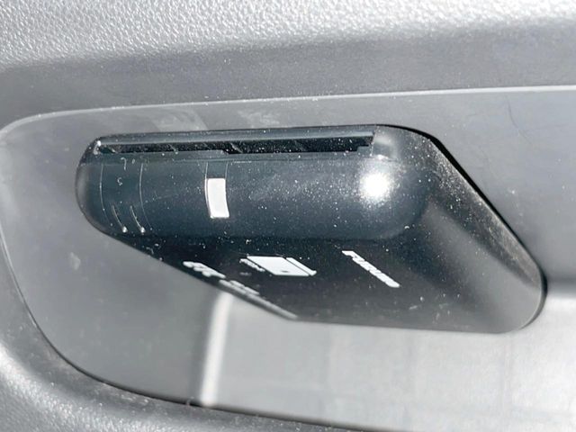 DAIHATSU CAST ACTIVA 4WD 2018 Image 31