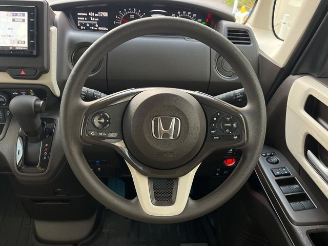 HONDA N BOX 2021 Image 31