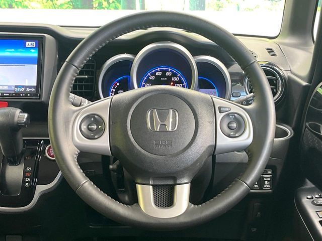 HONDA N BOX CUSTOM 2014 Image 31