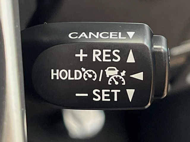 TOYOTA HILUX 4WD 2023 Image 31