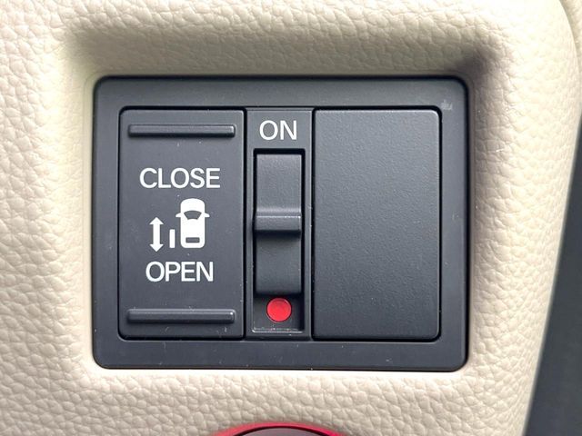 HONDA N BOX 2018 Image 31