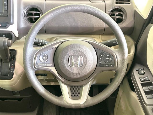 HONDA N BOX 2018 Image 31