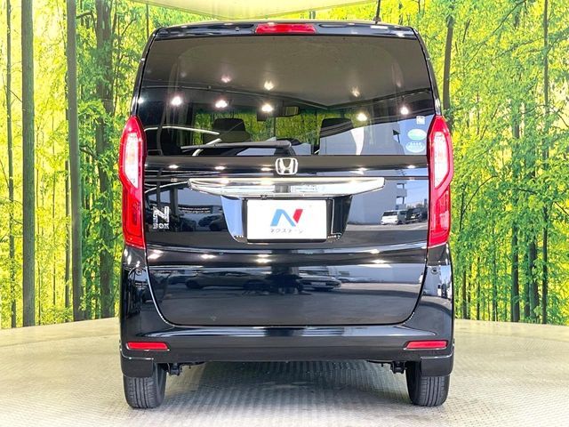 HONDA N BOX 2018 Image 31