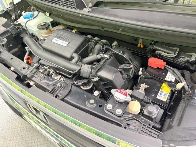 HONDA N BOX 2018 Image 31