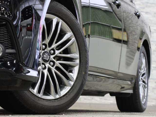 TOYOTA CROWN SEDAN HYBRID 2018 Image 31