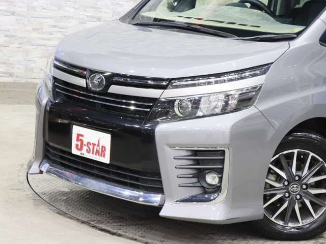 TOYOTA VOXY 2017 Image 31