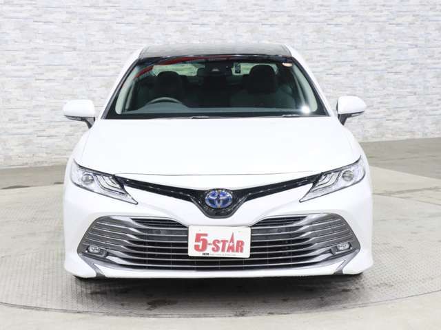 TOYOTA CAMRY HYBRID 2018 Image 31