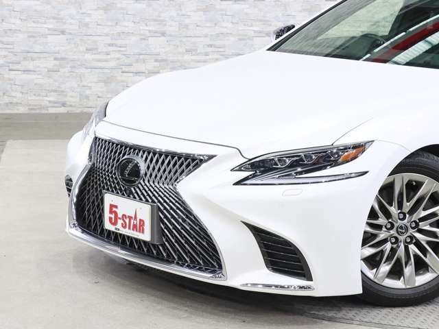 TOYOTA LEXUS LS500 4WD 2019 Image 31