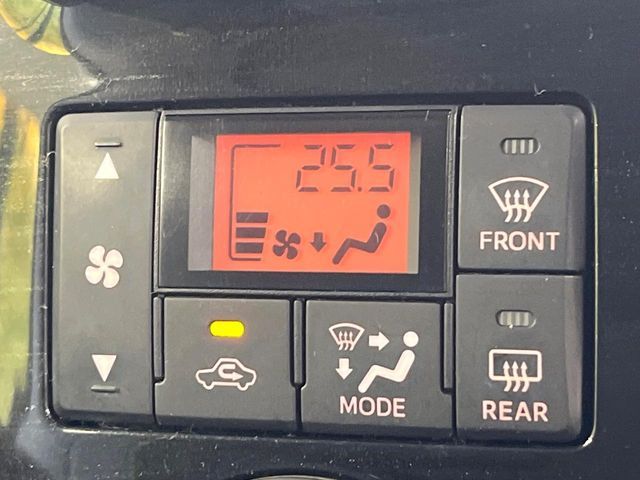 DAIHATSU TANTO CUSTOM 2014 Image 31