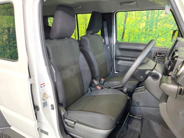 SUZUKI JIMNY NOMADE 2025 Image 31