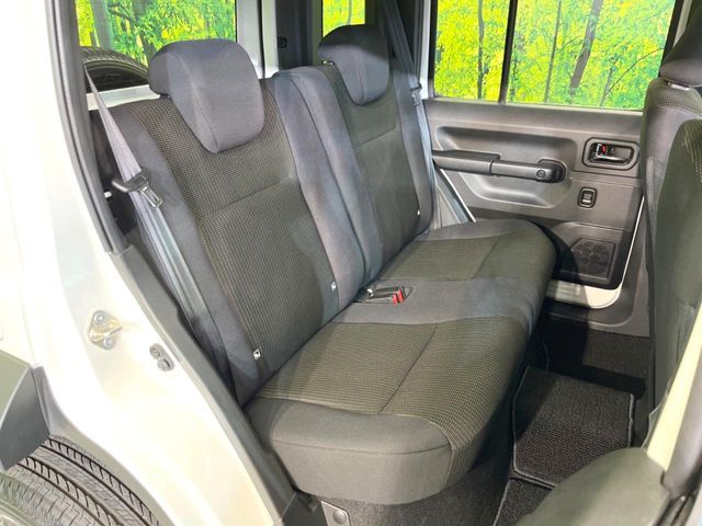 SUZUKI JIMNY NOMADE 2025 Image 31