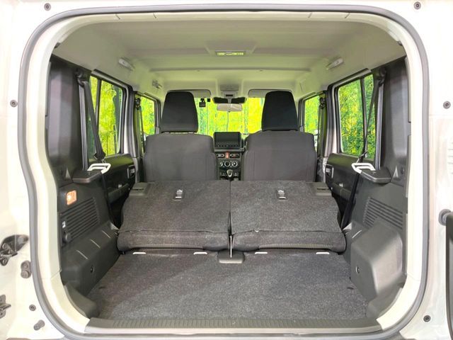 SUZUKI JIMNY NOMADE 2025 Image 31