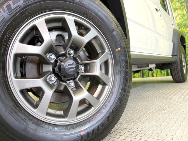 SUZUKI JIMNY NOMADE 2025 Image 31