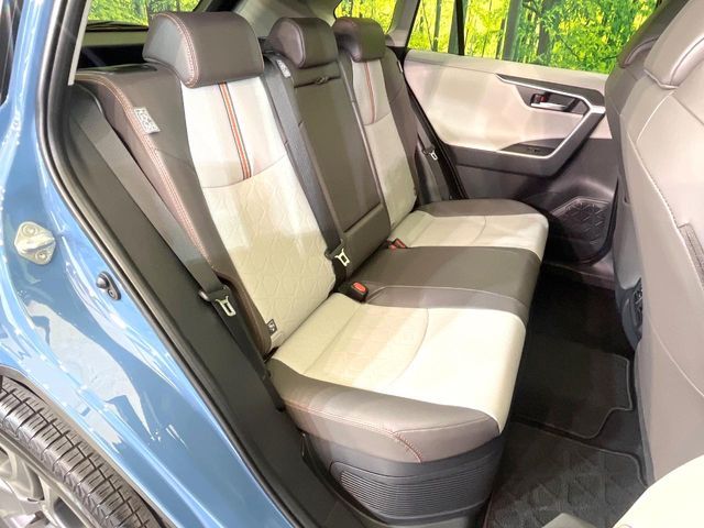 TOYOTA RAV4 HYBRID 4WD 2024 Image 31