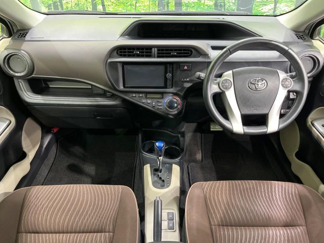 TOYOTA AQUA 2012 Image 31