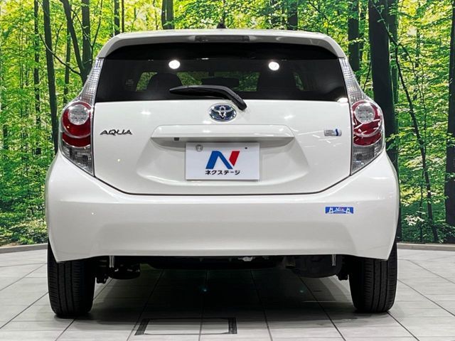 TOYOTA AQUA 2012 Image 31