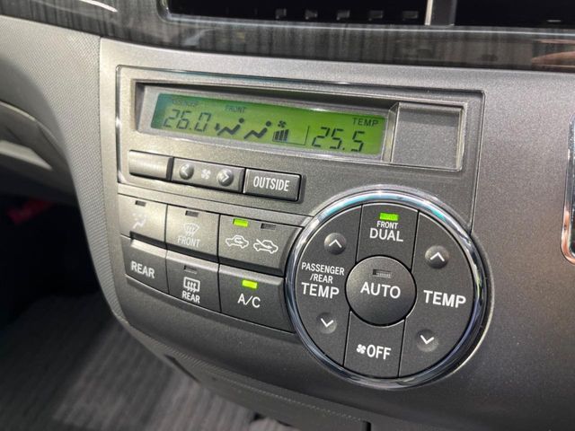 TOYOTA ESTIMA 2009 Image 31