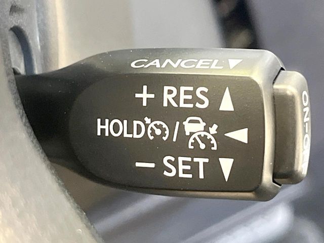 TOYOTA LANDCRUISER PRADO 2023 Image 31