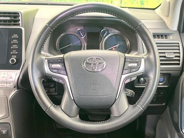 TOYOTA LANDCRUISER PRADO 2023 Image 31
