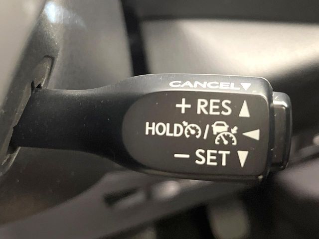 TOYOTA C-HR 2019 Image 31