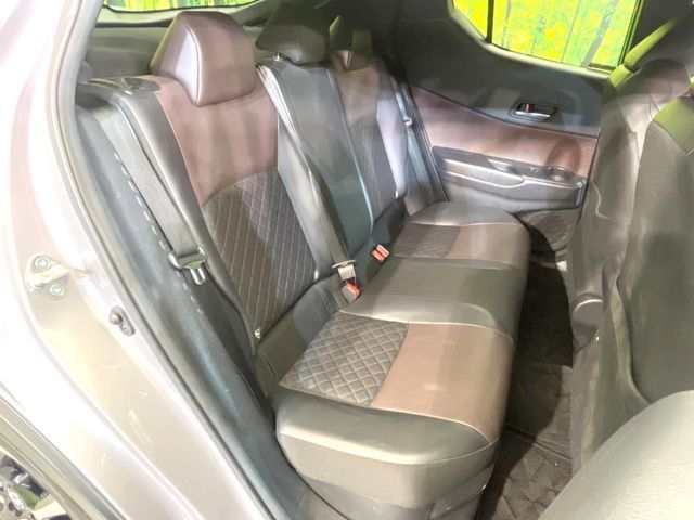 TOYOTA C-HR 2019 Image 31