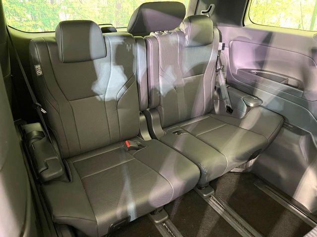 TOYOTA ALPHARD HYBRID 2024 Image 31