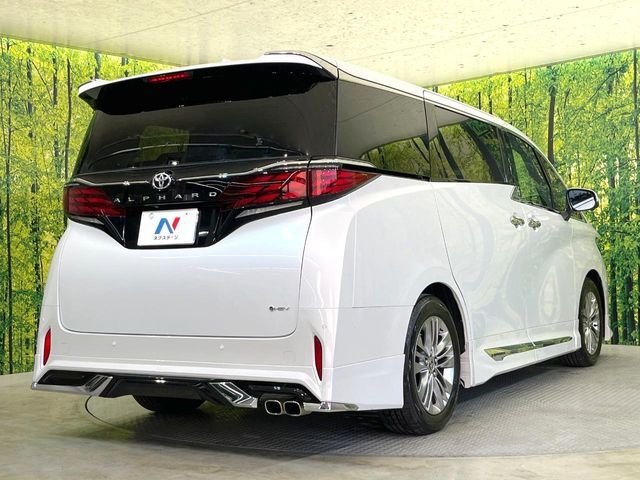 TOYOTA ALPHARD HYBRID 2024 Image 31