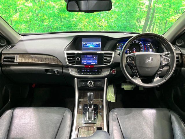 HONDA ACCORD HYBRID 2013 Image 31