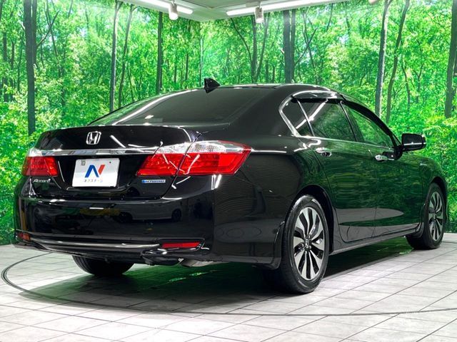HONDA ACCORD HYBRID 2013 Image 31