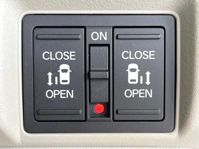 HONDA N BOX 2025 Image 31