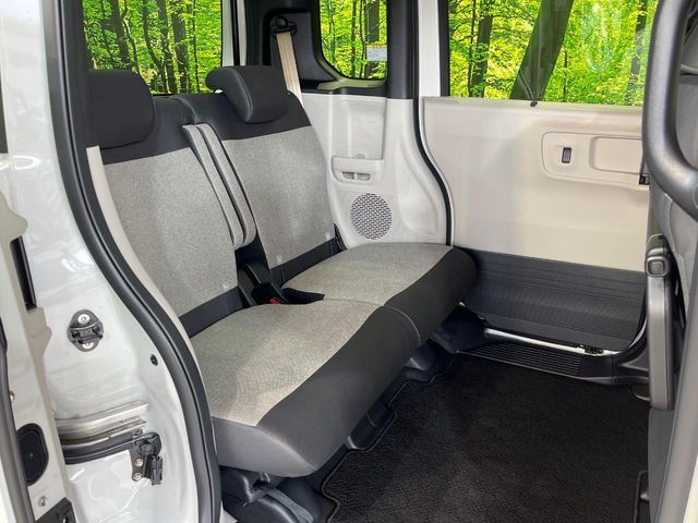 HONDA N BOX 2025 Image 31