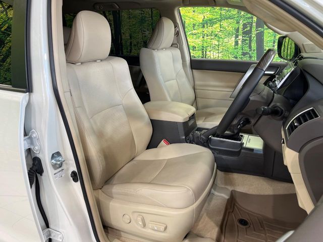 TOYOTA LANDCRUISER PRADO 2022 Image 31