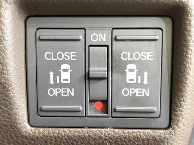 HONDA N BOX 2022 Image 31