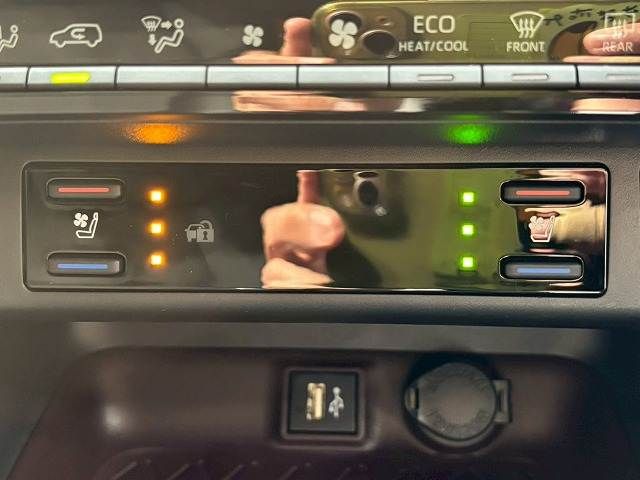 TOYOTA RAV4 4WD 2024 Image 31